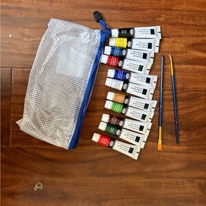 Acrylic Paint Set with Brushes